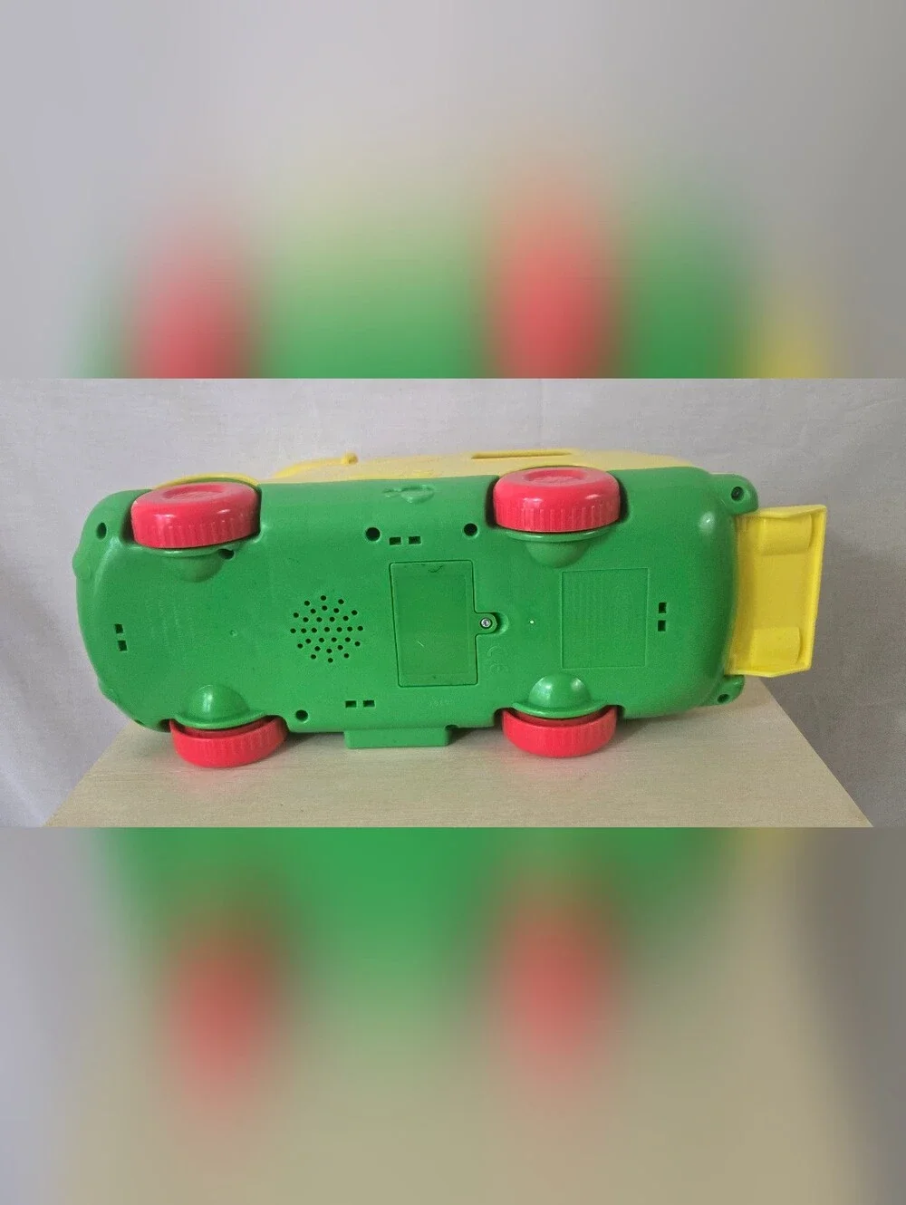 Vintage 2004 Playskool Weebles Weegoaway Yellow Musical Camper RV Van Toy WORKS!